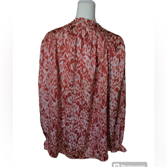 AVARA Red and white V neck long sleeve blouse - Picture 3 of 4